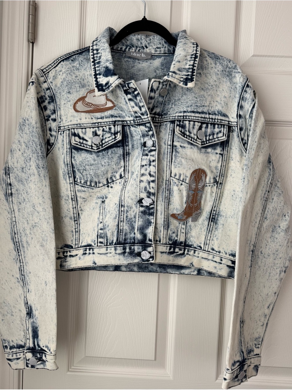 Acid Wash Cropped Denim Jacket with Western Patches by Blu B size Medium